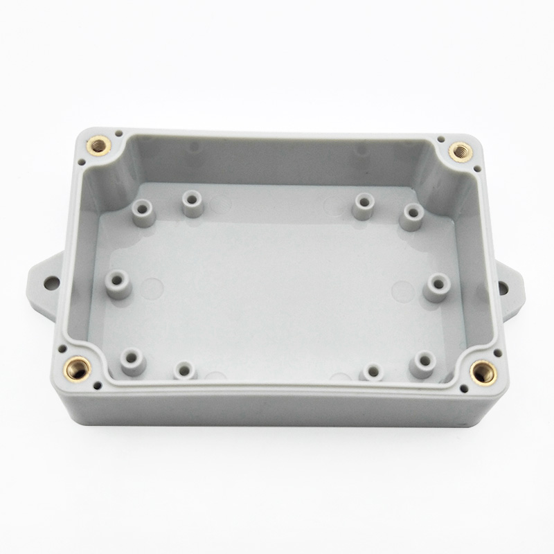 100 مللي متر x 68 مللي متر x 4 - مراجعة Cable Gland Waterproof وسعره